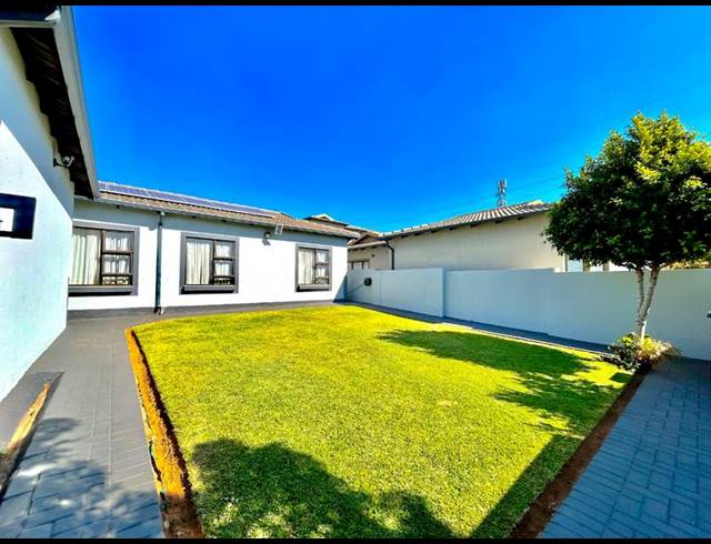 3 BEDROOM HOUSE FOR SALE IN MAGALIESBERG COUNTRY ESTATE
